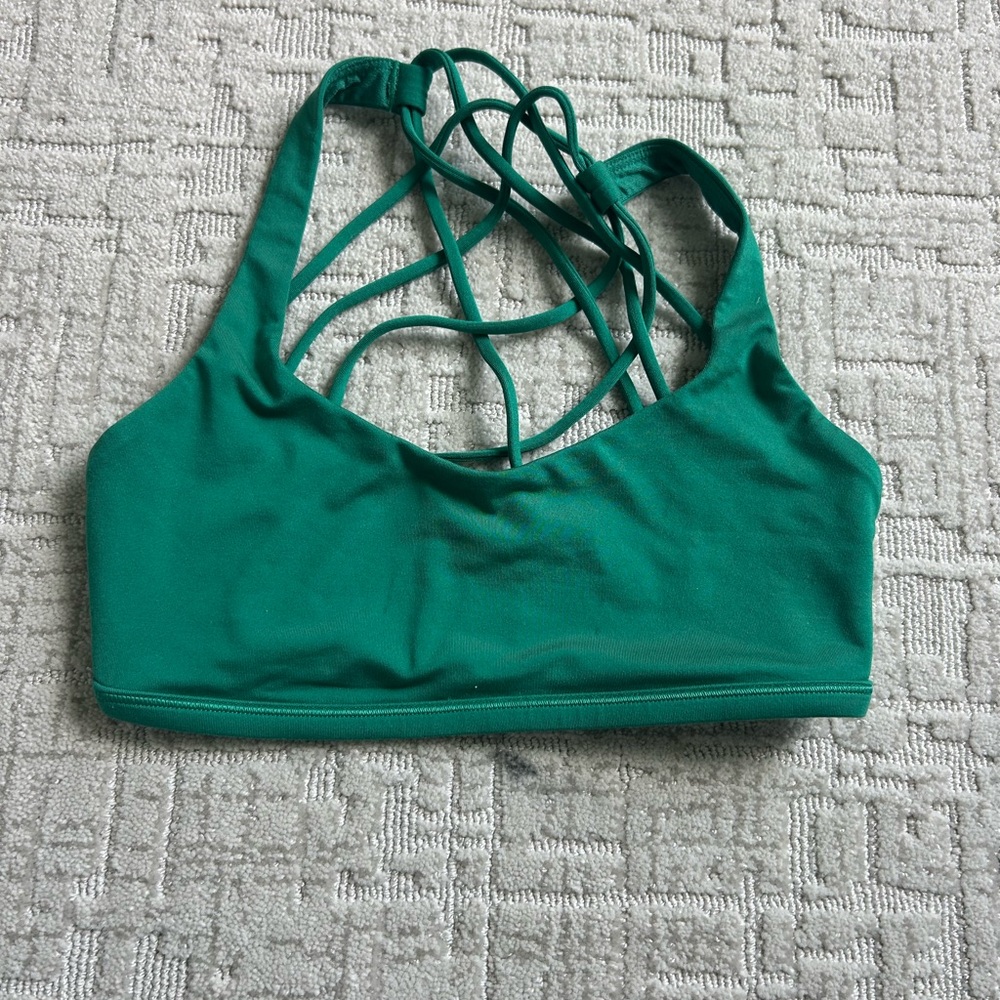 Lululemon sports bra